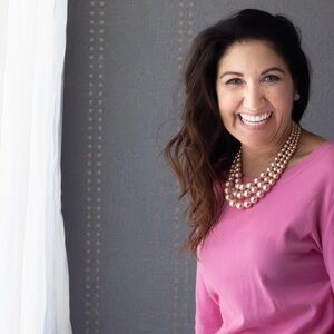 Meet your Posher, Diana